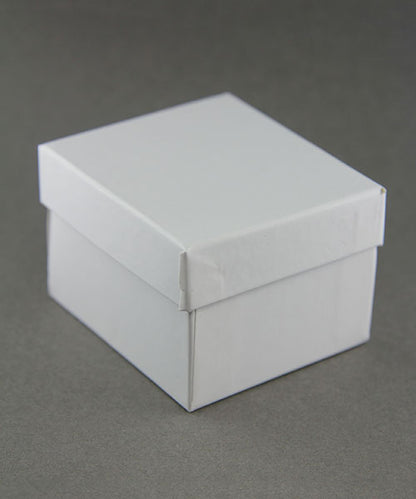 DBX1902RW = Leatherette Ring Box White (EACH)