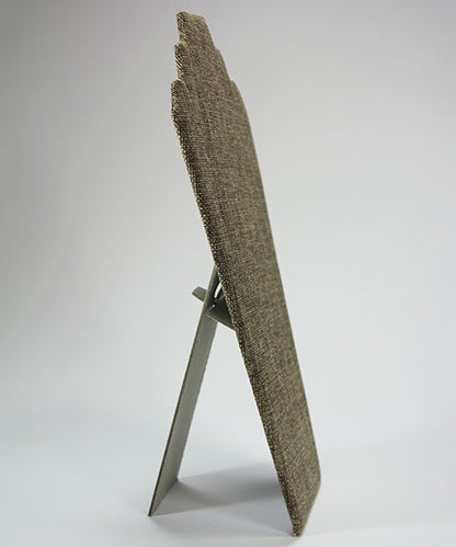 DCH3601 = Burlap Necklace Easel 12" H