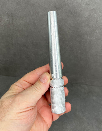 MD325 =Short Aluminum Ring Mandrel = Sizes 4-10