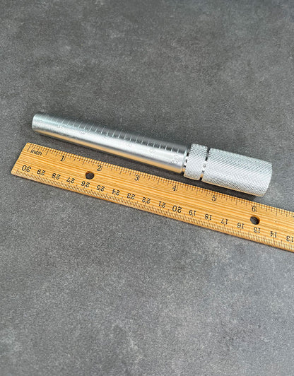 MD325 =Short Aluminum Ring Mandrel = Sizes 4-10