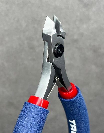 PL30X47 = Tronex 547/747 Stubby Chain Nose Pliers - Short Handle