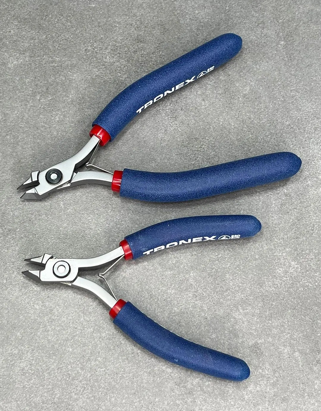 PL30X47 = Tronex 547/747 Stubby Chain Nose Pliers - Short Handle