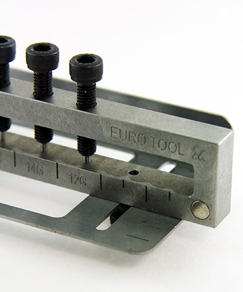 PN4204 = 4 Hole Metal Punch
