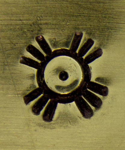 PN5677 = DESIGN STAMP 6mm - sun