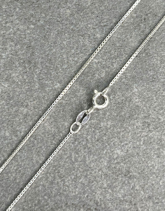 Box015 = Sterling Box Chain 0.85mm