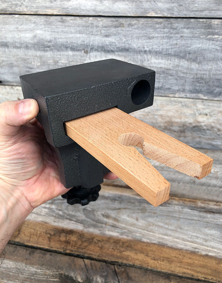 BP1050 = Clamp On Anvil & Bench Pin Holder