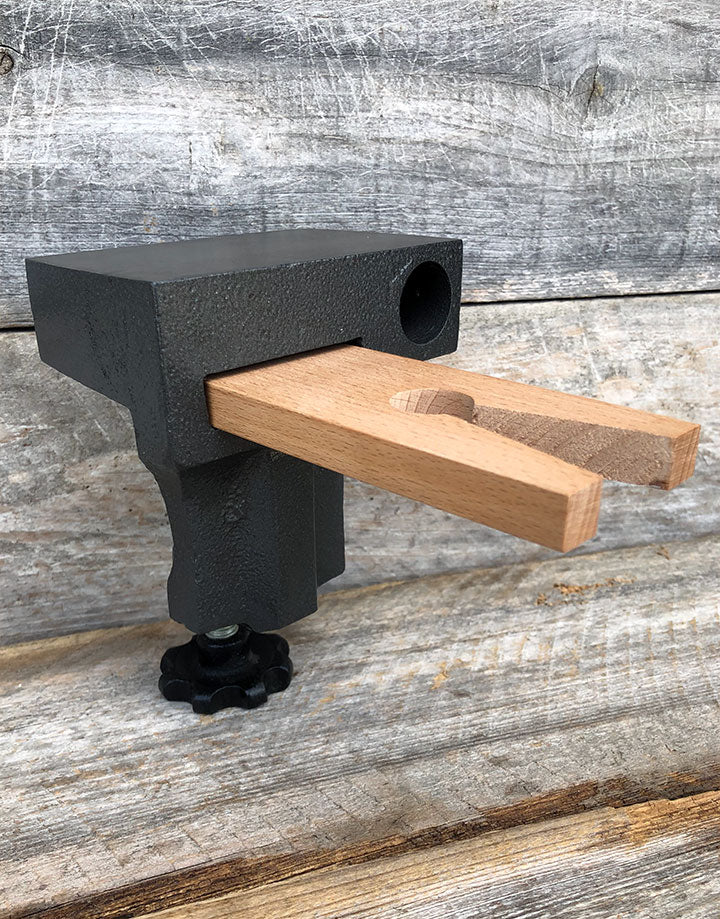 BP1050 = Clamp On Anvil & Bench Pin Holder