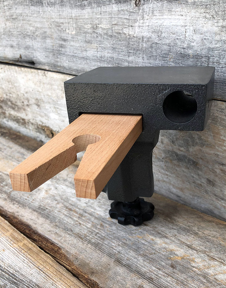 BP1050 = Clamp On Anvil & Bench Pin Holder