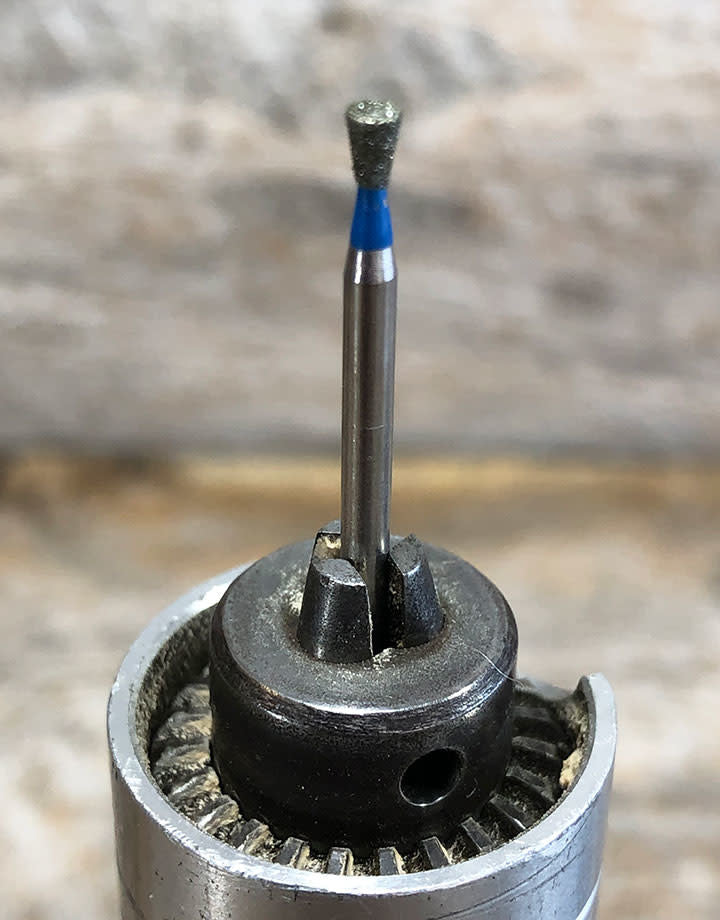 BR1609 = Blu Diamond Bur Inverted Cone (3.4 x 2.2mm)
