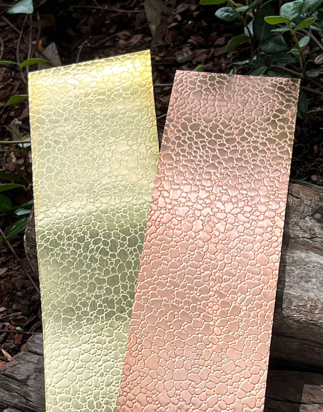 XSP209 = Pattern Metal Sheet "Small & Large Raindrop" 2-1/2" wide 24ga