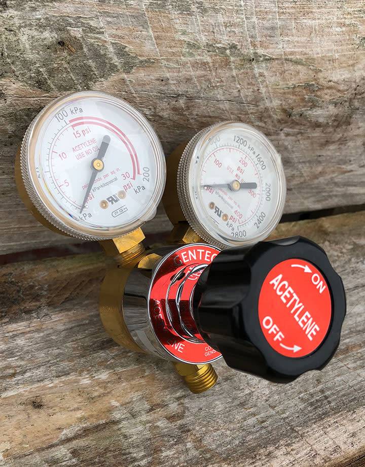 BT2043 = Gentec REGULATOR (ACETYLENE MC)