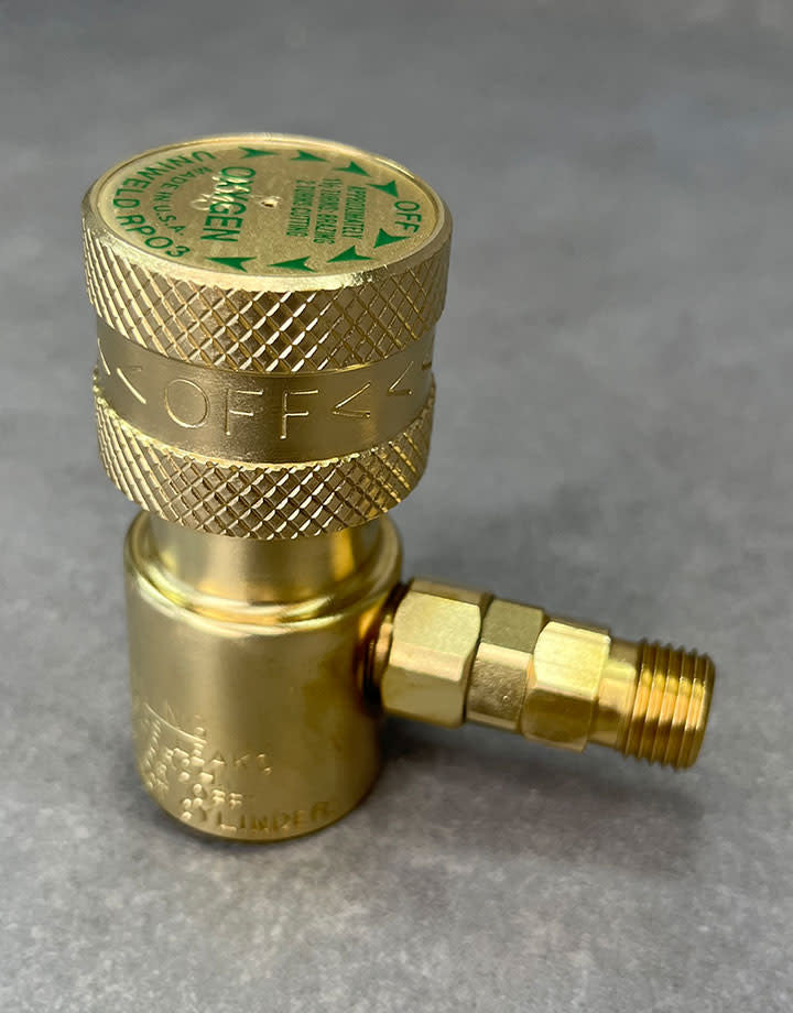 BT2108 = Uniweld Oxygen Regulator for Disposable Tanks