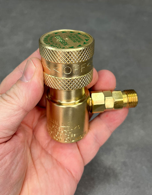 BT2108 = Uniweld Oxygen Regulator for Disposable Tanks