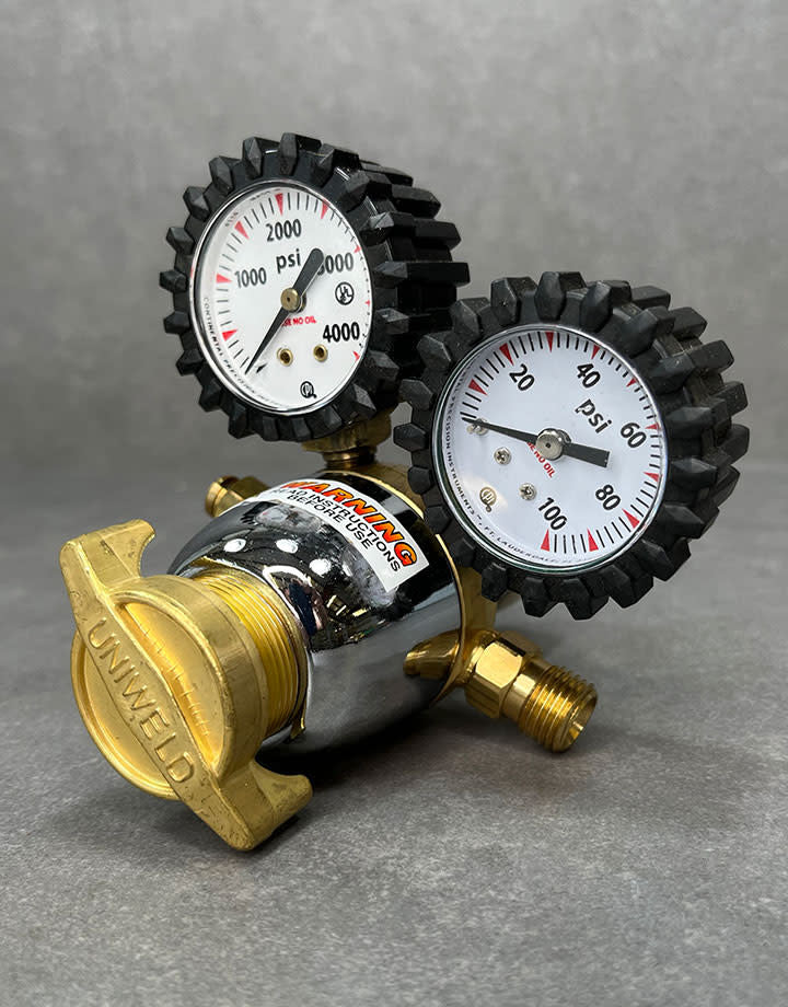 BT2145 = Uniweld Oxygen Regulator