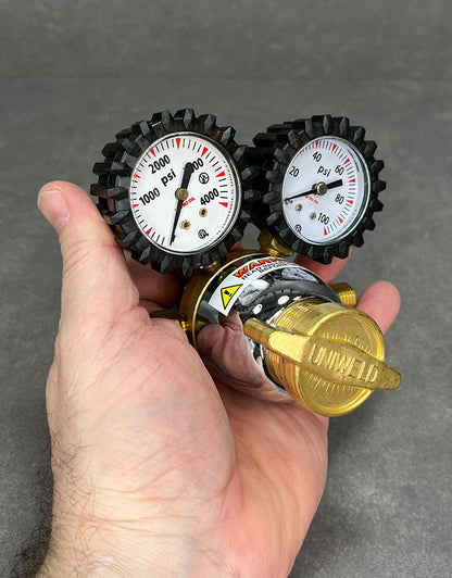BT2145 = Uniweld Oxygen Regulator