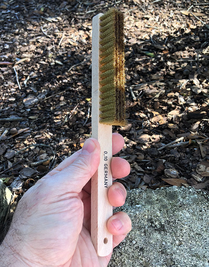 BU968 = Brass Hand Brush with 4 Row - Made in Germany