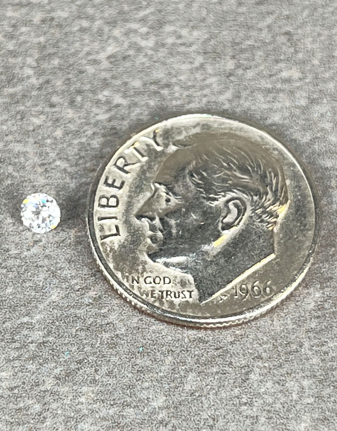 CZRD = Cubic Zirconia Round