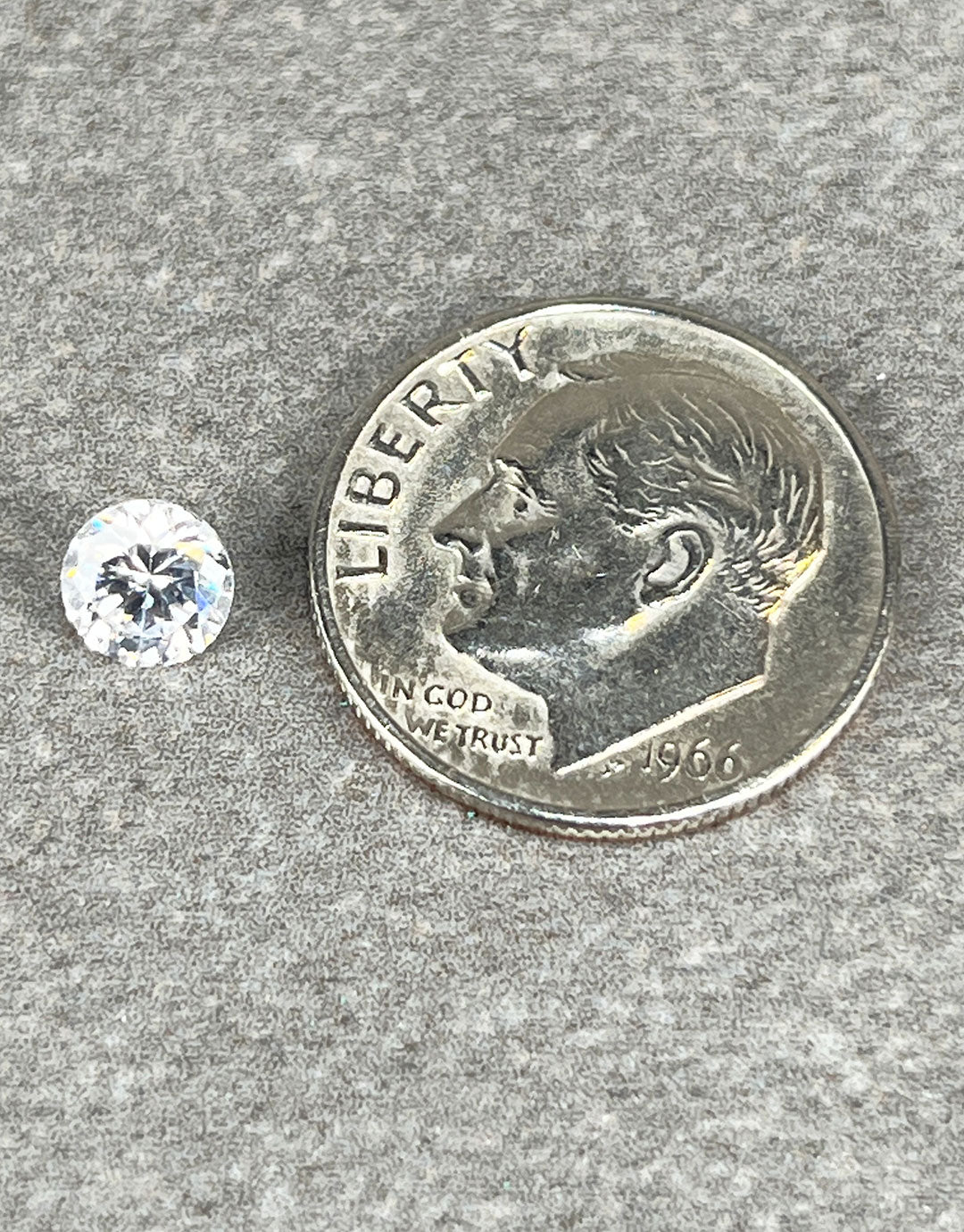 CZRD = Cubic Zirconia Round