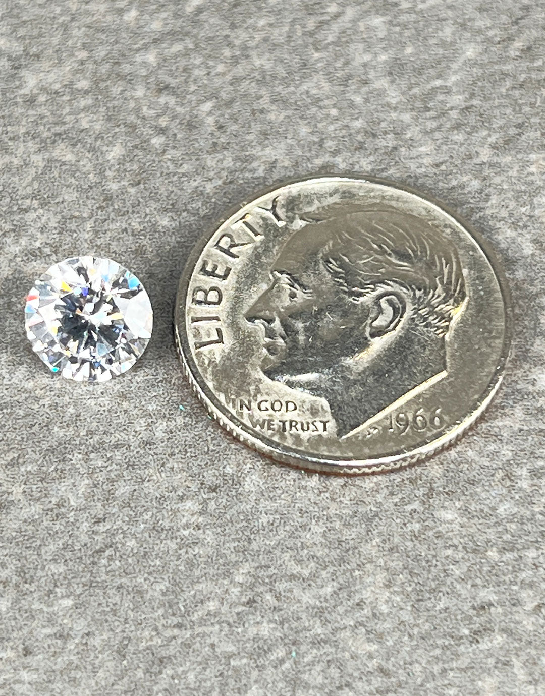 CZRD = Cubic Zirconia Round