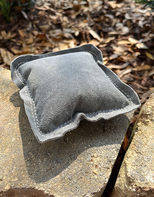 DA5705 = Leather Sand Bag Square 5-1/2'' x 5-1/2''