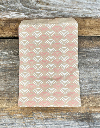 DBG1123 = Paper Gift Bag Pink Fan Pattern 5'' x 7'' (Bundle of 100)