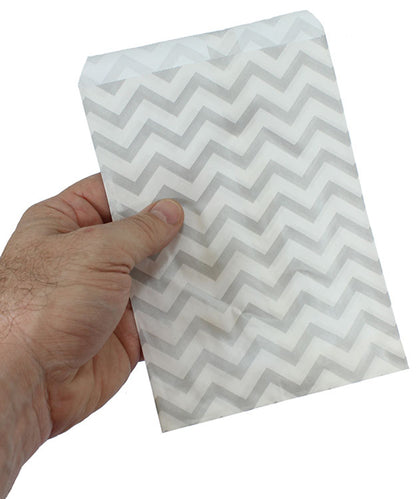 DBG1183 = Paper Gift Bag Silver Chevron Pattern 5'' x 7'' (Bundle of 100)
