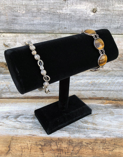DBR1195 = Value Velvet Oval Bracelet T-Bar