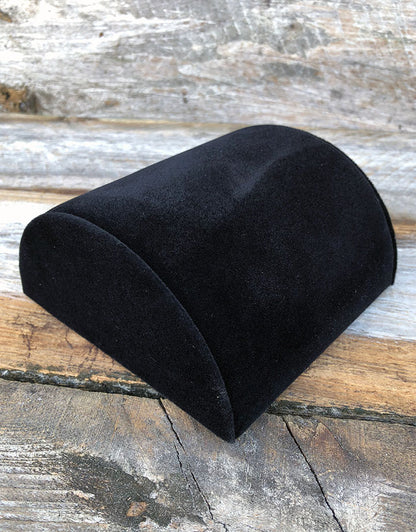 DBR1231 = Value Velvet Half Round Bracelet Display 4" Wide