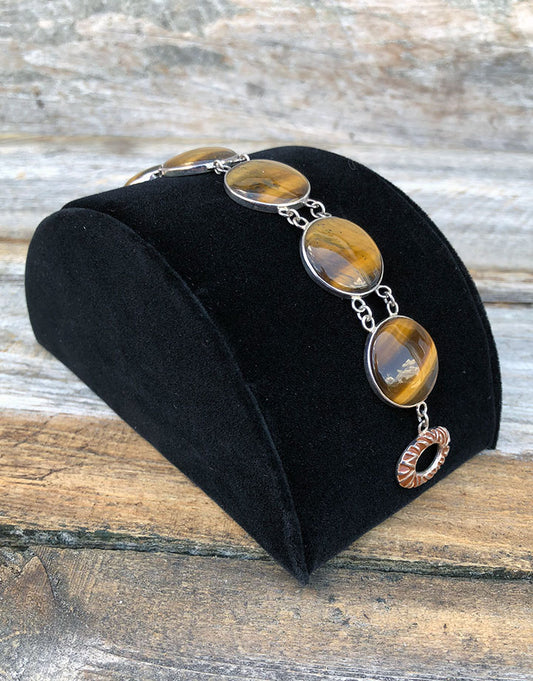 DBR1234 = Value Velvet Half Round Bracelet Display 3" Wide