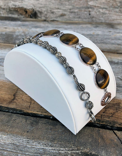 DBR6234 = White Leatherette Half Round Bracelet Display 3" Wide