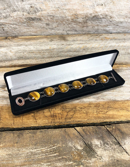 DBX1209 = Black Value Velvet Bracelet Box (Each)