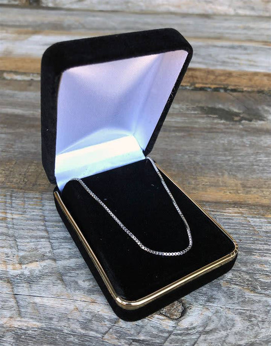 DBX1612P = Black Rich Velvet Small Pendant Box with Goldtone Trim (Each)