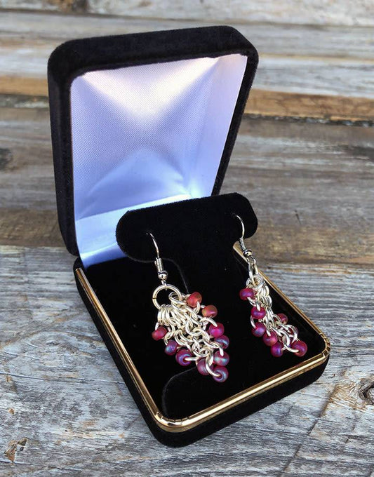 DBX1632 = Black Rich Velvet Earring Box with ''T'' Form &  Goldtone Trim (Each)