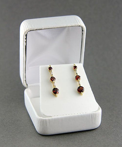 DBX1902EW = Leatherette Earring Box White (EACH)