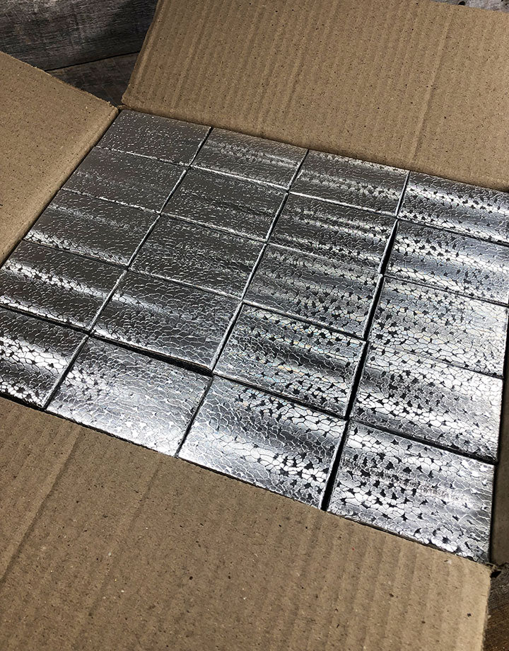 DBX2821S = BOXES - COTTON FILLED SILVER FOIL  2-5/8'' x 1-1/2'' x 1''  CASE 100