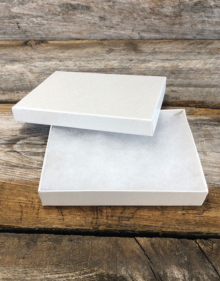 DBX2853W = BOXES - COTTON FILLED WHITE  5-3/8'' x 3-7/8'' x 1''  CASE 100