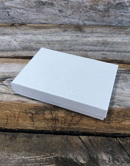 DBX2853W = BOXES - COTTON FILLED WHITE  5-3/8'' x 3-7/8'' x 1''  CASE 100