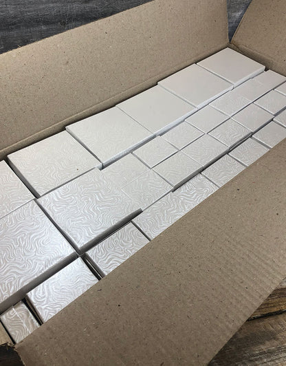 DBX2899W = White Box Assortment (100pcs)