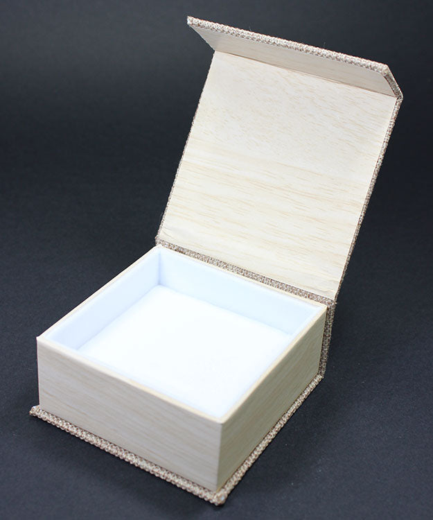 DBX3051 = Burlap Deluxe Magnetic Combination Box 3-3/8'' x 3-3/8'' x 1-3/8'' (Each)