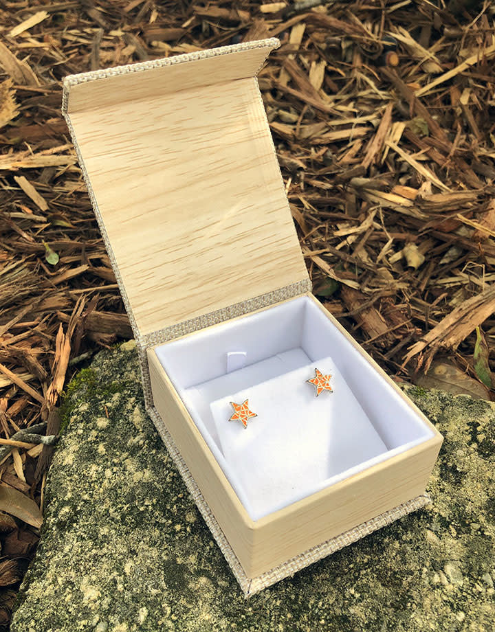DBX3054 = Burlap Deluxe Magnetic Earring/Pendant Box (Each)