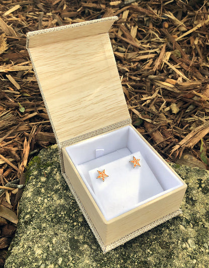 DBX3054 = Burlap Deluxe Magnetic Earring/Pendant Box (Each)