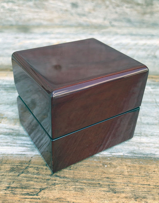 DBX4013 = Rosewood Earring Box (Each)