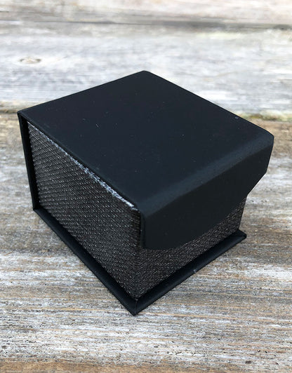 DBX4250 = Deluxe Magnetic Black/Silver Ring Box 1-7/8" x 2-1/4" (Each)