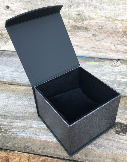 DBX4252 = Deluxe Magnetic Black/Silver Watch Box 4'' x 4'' x 2-1/4'' (Each)
