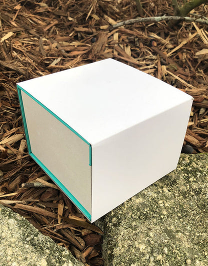 DBX4352 = Deluxe Magnetic Teal/White Watch Box 4" x 4" (Each)