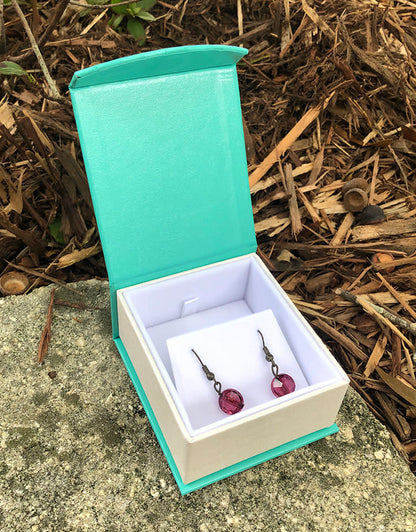 DBX4354 = Deluxe Magnetic Teal/White Earring/Pendant Box (Each)
