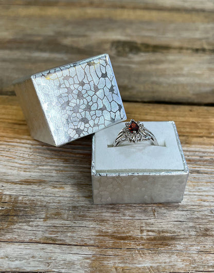 DBX6302 = Silver Foil Ring Box (Dozen)