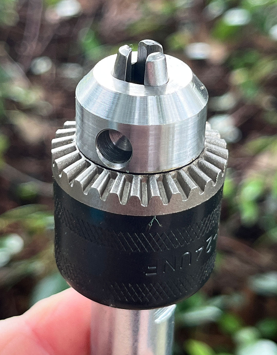 DC1205 = Chuck Adapter for Bench Motors with 5/16'' Shafts