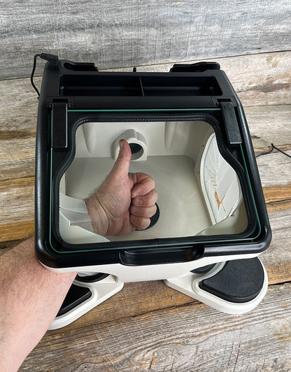 DC2100 = Grinding Collection Box with LED Lighting