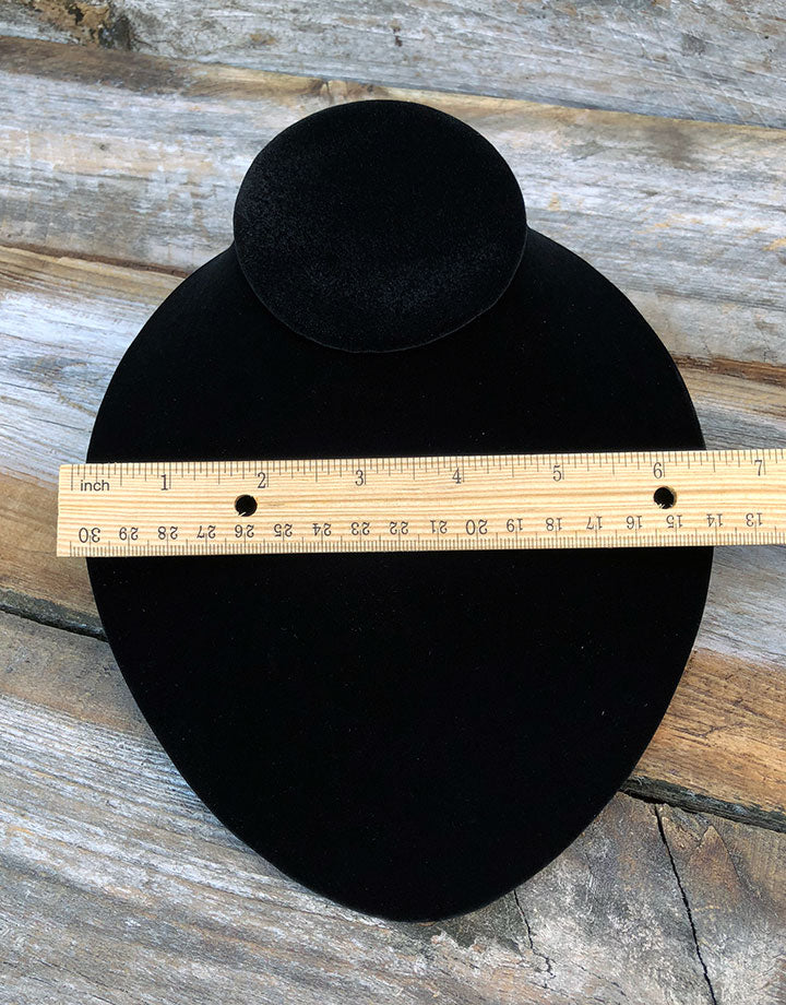 DCH1711 = Value Velvet Low Necklace Bust 3-3/4''H